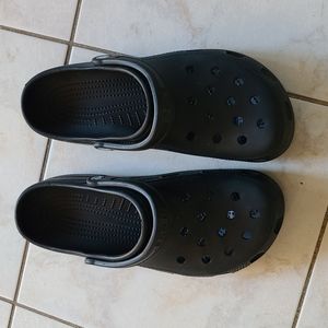 Men's black size 12 Crocs